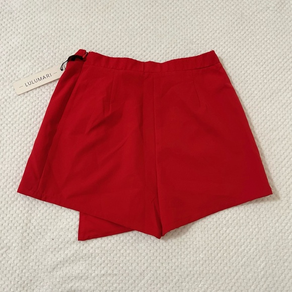 NWT Lulumari Red Crystal Bows Mini Skort - Size S - Picture 5 of 9